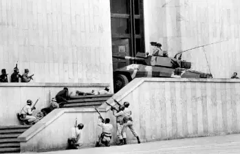 El Palacio de Justicia, escenario de una de las tragedias más dolorosas del siglo XX en Colombia, fue reconstruido digitalmente para revivir las 28 horas que cambiaron la historia del país. FOTO Archivo EL COLOMBIANO