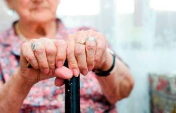 La medida aplica para los pensionados que devenguen una mesada mayor a $1,3 millones hasta $3,9 millones FOTO COLPRENSA