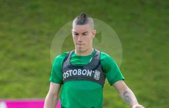 El futbolista antioqueño Mateus Uribe jugó entre 2016 y 2017 con Atlético Nacional. Fue campeón de Liga con el cuadro verde, antes de irse a América de México. FOTO: JUAN ANTONIO SÁNCHEZ