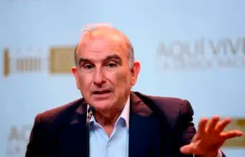 De La Calle sostuvo que una cosa es desmovilizar y otra muy diferente es “el exhibicionismo sin compromiso serio de dejar de delinquir. FOTO: COLPRENSA
