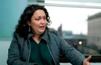 Angélica Lozano está buscando su tercera, y última (según dice), oportunidad en el Congreso. Asegura que el Partido Verde no apoya extremos sino lo correcto, venga de donde venga. FOTO Colprensa