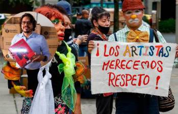 En varias ocasiones los artistas del cine, del teatro y del circo han protestado en contra del secretario de Cultura de Medellín. El trabajo de Narváez genera polémica en el sector artístico. FOTO el colombiano