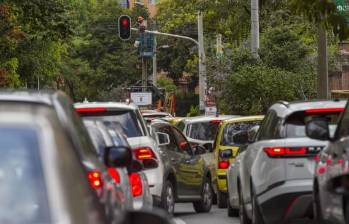 En el acumulado entre enero y mayo se han matriculado 70.620 vehículos nuevos, presentando un decrecimiento acumulado del 7,4% respecto al mismo periodo del 2023. FOTO: Edwin Bustamante.