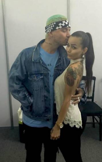 Melanie Pavola y J Balvin. FOTO: Tomada de Instagram @melaniepavola