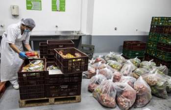La Fundación Saciar de Medellín es uno de los puntos de acopio que recibirá donaciones para los afectados por el terremoto. Foto: Jaime Pérez Munévar