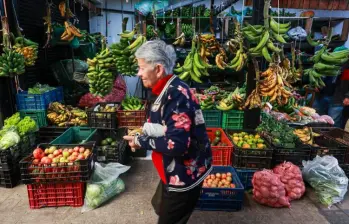  Colombia continúa muy por encima del promedio de inflación de la Ocde, que en mayo se ubicó en 4,6%. FOTO MANUEL SALDARRIAGA