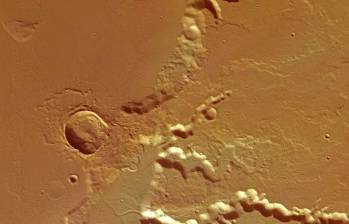 Esta imagen fue tomada por la “Mars Express” de la formación Medusa Fossae y áreas en el límite entre las tierras altas y bajas 