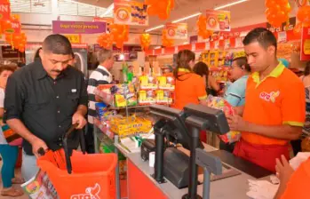 Tiendas Ara contratará personal directamente para sus tiendas y centros logísticos en el Valle de Aburrá. FOTO: CORTESÍA