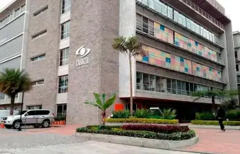 Las directivas de Caracol Televisión anunciaron a los integrantes del comité que investigará casos de violencia de género. FOTO: Cortesía