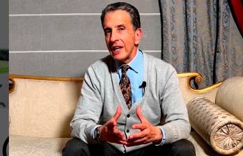 Con un legado heredado de su padre, Hakim combina ciencia y espiritualidad para salvar vidas, lejos de los reflectores y con un profundo compromiso humano. FOTO captura de video 