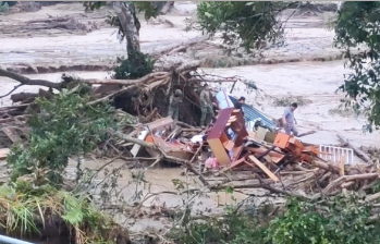 La emergencia dejó además 38 heridos y 10 desaparecidos en la provincia de Zamora Chinchipe. FOTO: Tomado de X: Ministerio de Defensa Nacional del Ecuador