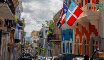 Un vuelo sin escalas de Medellín a San Juan Puerto Rico dura más o menos tres horas. Foto Juan Antonio Sánchez.