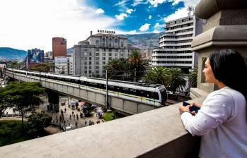 Alza en tarifas del transporte urbano jalonaron el costo de vida en Medellín en enero. FOTO jaime Pérez