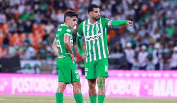 En la imagen aparece Juan Manuel Rengifo junto a Edwin Cardona. FOTO MANUEL SALDARRIAGA