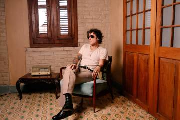 Enrique Bunbury presentó su disco Cuentas pendientes. FOTO Cortesía Jose Girl