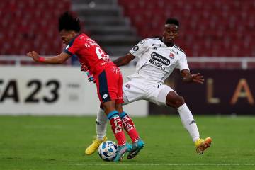 El empate fue un resultado justo para ambos equipos, que tuvieron errores puntuales en los goles. La llave se definirá en el estadio Atanasio Girardot y ya no cuenta el gol visitante. FOTO efe