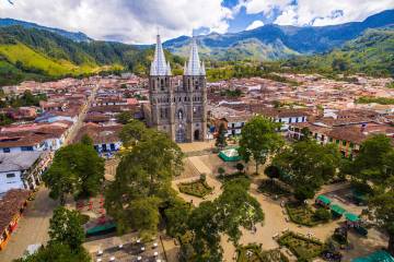 Sector turístico busca conquistar a los informales