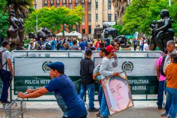 La Plaza Botero lleva cerrada un mes. Foto: Esneyder Gutiérrez