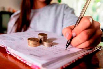 No se quede sin dinero este puente festivo: cinco consejos para planificar mejor sus gastos