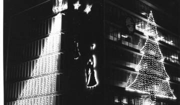 Los alumbrados del edificio Miguel de Aguinaga en 1980. FOTO<b> ARCHIVO EL COLOMBIANO</b>