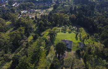 Vista aérea del lote de Aguas Vivas, ubicado en el suroriente de Medellín. FOTO: El Colombiano