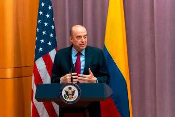 Canciller defendió viaje de la vicepresidenta Francia Márquez a África con comitiva de 60 personas