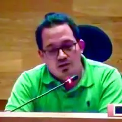 Wilmar de Jesús Mejía, representante del Gobierno Petro en el Consejo Superior de la U.deA y director de inteligencia del DNI. FOTO: CAPTURA DE VIDEO.