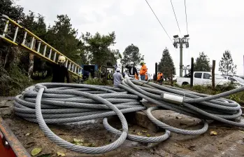 Imagen de referencia de trabajos de mantenimiento en el Metrocable del Parque Arví. Foto: Jaime Pérez Munévar