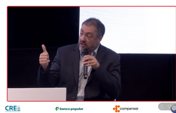 Juan Ricardo Ortega también aseguró que el sector energético ha enfrentado 150 bloqueos en los últimos meses, situación que ha frenado obras de construcción y obligado a mantener paralizadas las cuadrillas de trabajo. Foto: Foro Anif