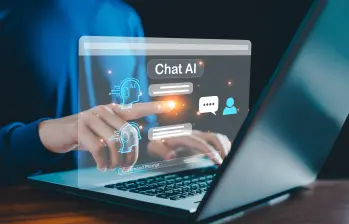 Empresas tecnológicas alertan sobre los deficientes sistemas de defensa para frenar ataques cibernéticos de modelos avanzados de inteligencia artificial. Foto: Getty Images