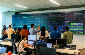 En la madrugada del viernes se declaró la contingencia en Bancolombia, que obligó a su personal especializado activar un plan de trabajo para normalizar la prestación de los servicios. FOTO Camilo Suárez