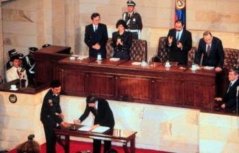 Historias de identidad, justicia y protección ambiental hacen parte de la campaña educativa #SomosConstitución, que conmemora el aniversario de la Carta Política de 1991, retratada en la fotografía. FOTO Colprensa. 