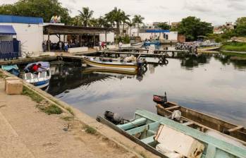 Del puerto de Urabá salen las embarcaciones por mar pero también el transporte fluvial que abastece al Chocó. FOTO ARCHIVO