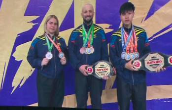 La delegación colombiana con sus medallas. FOTO IMAGEN TOMADA DE X
