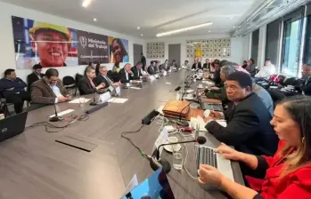 Arranca la negociación clave del salario mínimo que impactará a 7,4 millones de trabajadores en Colombia. FOTO: MinTrabajo.