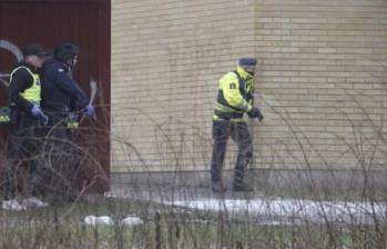 Las autoridades combatieron al tirador en el Campus Risbergska, una escuela para adultos. FOTO: Tomada de X @AlertaNews24