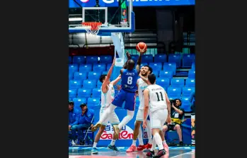 Las selecciones de Argentina y República Dominicana protagonizaron una batalla campal en la AmeriCup que se disputa en Nicaragua. FOTO FIBA