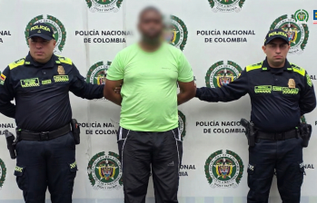 El entrenador de futbol fue señalado por la Fiscalía de aprovecharse de su profesión para abusar de jóvenes deportistas menores de edad. FOTO: Cortesía Fiscalía General de la Nación
