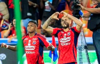 Los delanteros rojos Brayan León y Francisco Fydriszewski lideran la tabla de goleadores del DIM en la presente Liga.FOTO CAMILO SUÁREZ 