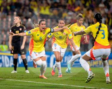 Colombia goleó a Perú en el arranque de la Liga de Naciones, en el Atanasio Girardot