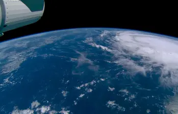 Una de las vistas del planeta captada por las cámaras de la Estación Espacial Internacional. FOTO tomada de Youtube 