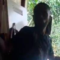 En video: Mujer denunció que su ex amenazó con quemar su casa con ella y su hijo adentro