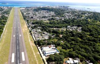 San Andrés lanza SOS: el 40% de los viajeros llegaba por Viva Air