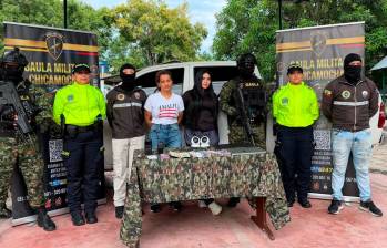 Las capturadas Inda Mariela Peñarrieta Tuárez y Michelle Jamileth Macías Peñarrieta, esposa e hija de “Fito”, serán trasladadas a Ecuador. FOTO: CORTESÍA DE POLICÍA.