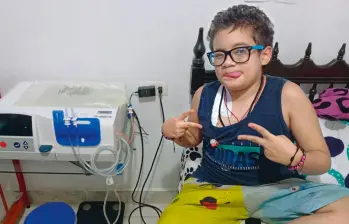 Jeisson Ocampo es uno de los 764 pacientes que están en la lista de espera por donantes de órganos en Antioquia. Vive en Niquía y necesita un riñón. Su mamá autorizó a publicar su rostro. FOTO Cortesía de la familia