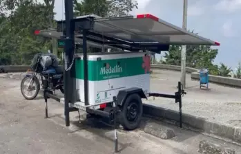 Esta es la unidad móvil de monitoreo que tiene casi “locos” a los residentes de la zona del Mirador Nro 2. de Las Palmas. FOTO: Cortesía