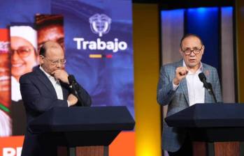 Germán Ávila, ministro de Hacienda; y Antonio Sanguino, ministro del Trabajo. FOTO: Presidencia.
