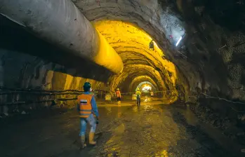 Se espera que con el segundo Túnel de Oriente se agilice el tránsito de más de 27.000 vehículos que transitan entre Medellín y el Oriente antioqueño todos los días. FOTO EL COLOMBIANO