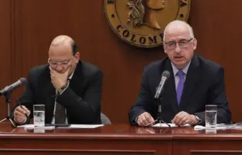 Germán Ávila, ministro de Hacienda; y Leonardo Villar, gerente del Banco de la República.