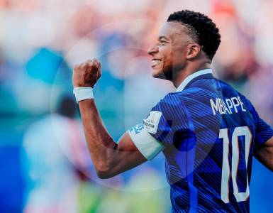 Francia eliminó a Paraguay con gol de Kylian Mbappé y ya está en cuartos de final del Mundial